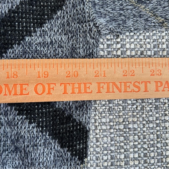 London Fog Unisex Vintage Sweater Gray Geometric Size Medium Wool blend - Picture 6 of 8